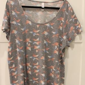 LuLaRoe Classic T shirt